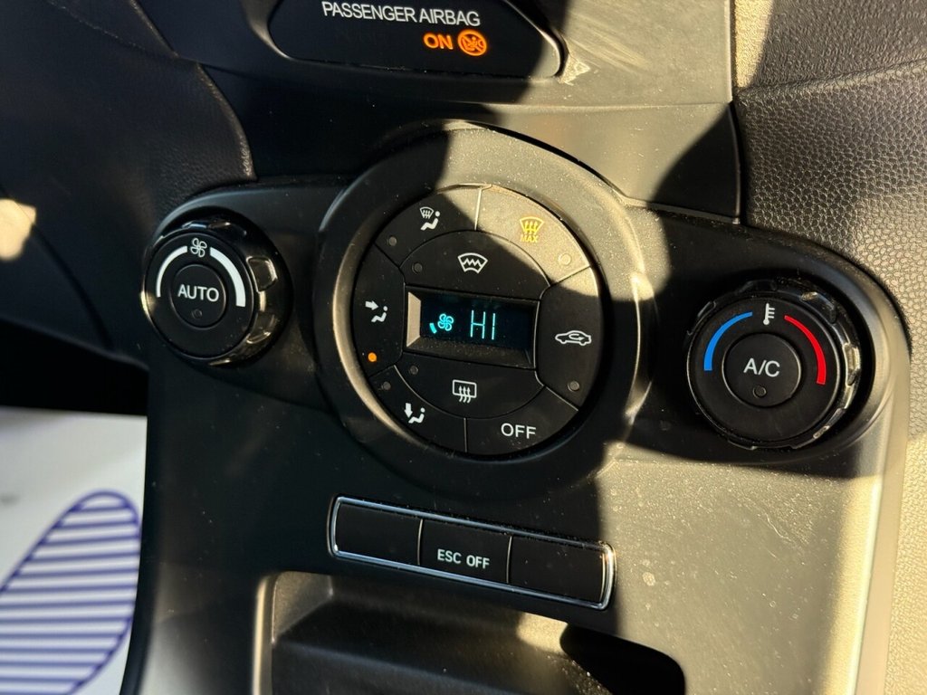 Used Ford Fiesta 2014 for sale - 76523332: Photo 32