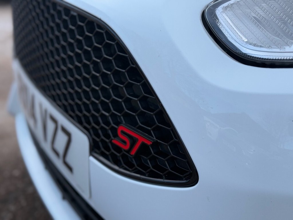 Used Ford Fiesta 2014 for sale - 76523332: Photo 39