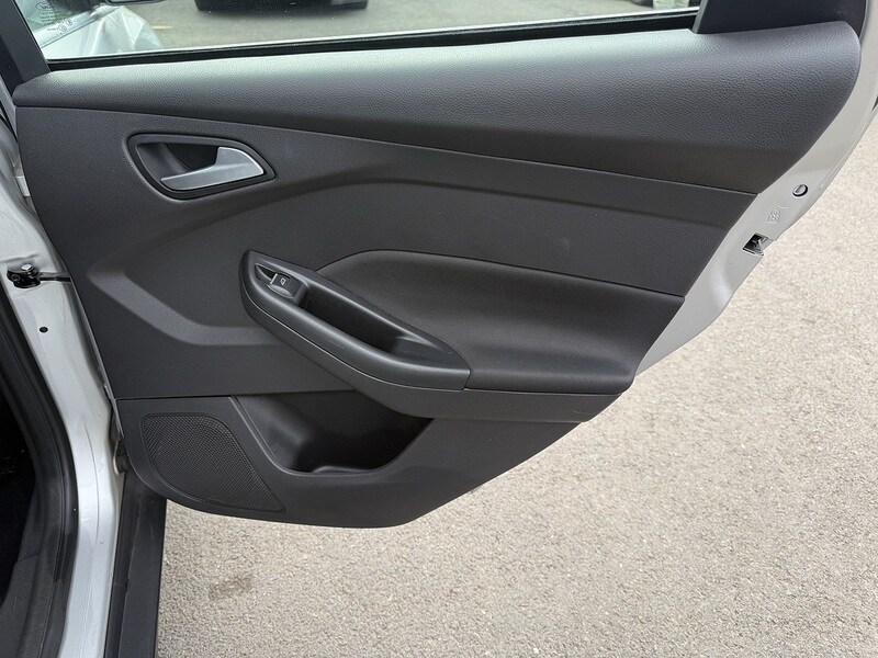 Used Ford Focus 2015 for sale - 77681440: Photo 19