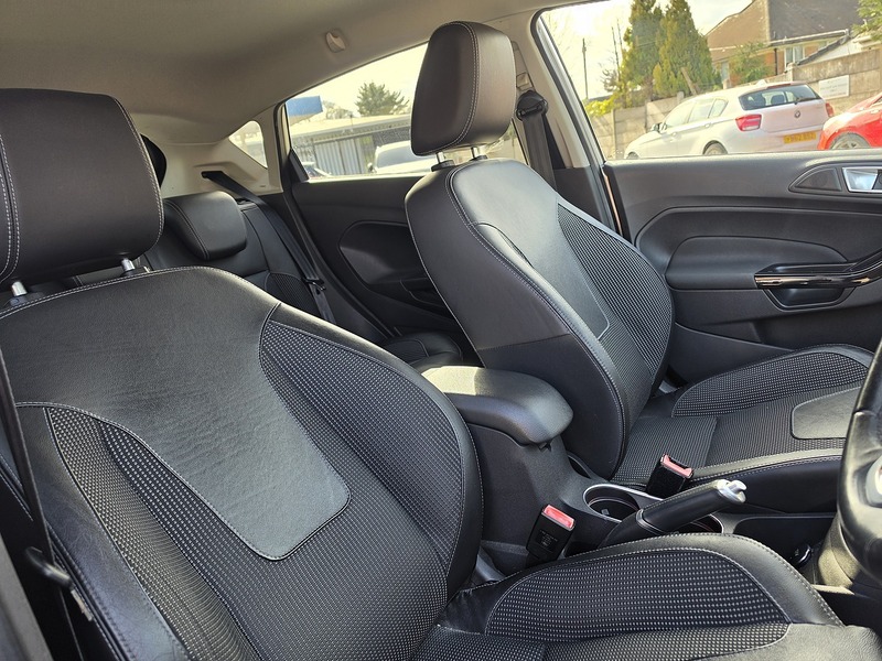 Used Ford Fiesta 2015 for sale - 78031164: Photo 42