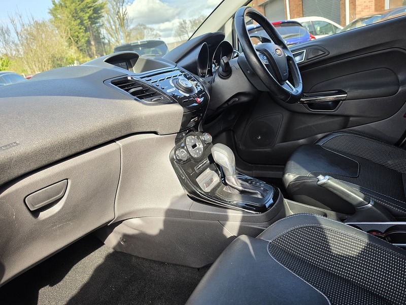 Used Ford Fiesta 2015 for sale - 78031164: Photo 58
