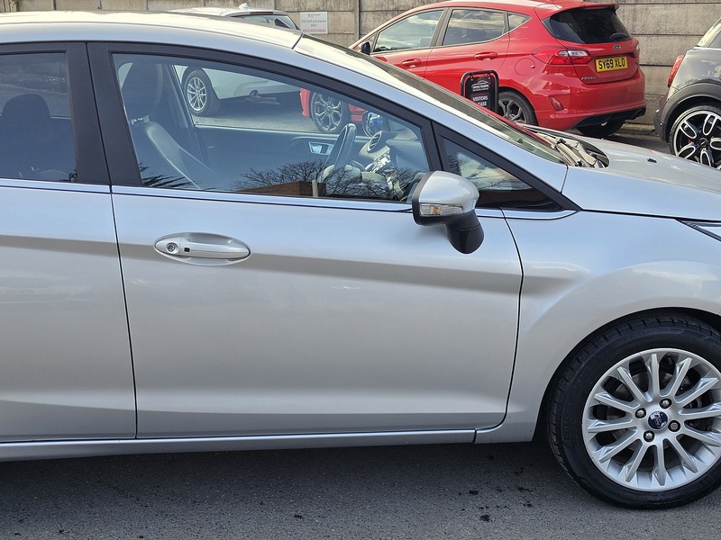 Used Ford Fiesta 2015 for sale - 78031164: Photo 6