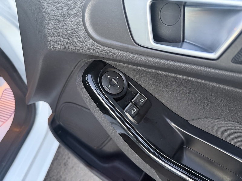 Used Ford Fiesta 2015 for sale - 77149259: Photo 16