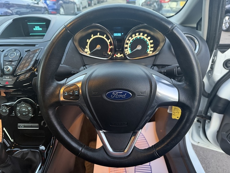 Used Ford Fiesta 2015 for sale - 77149259: Photo 17