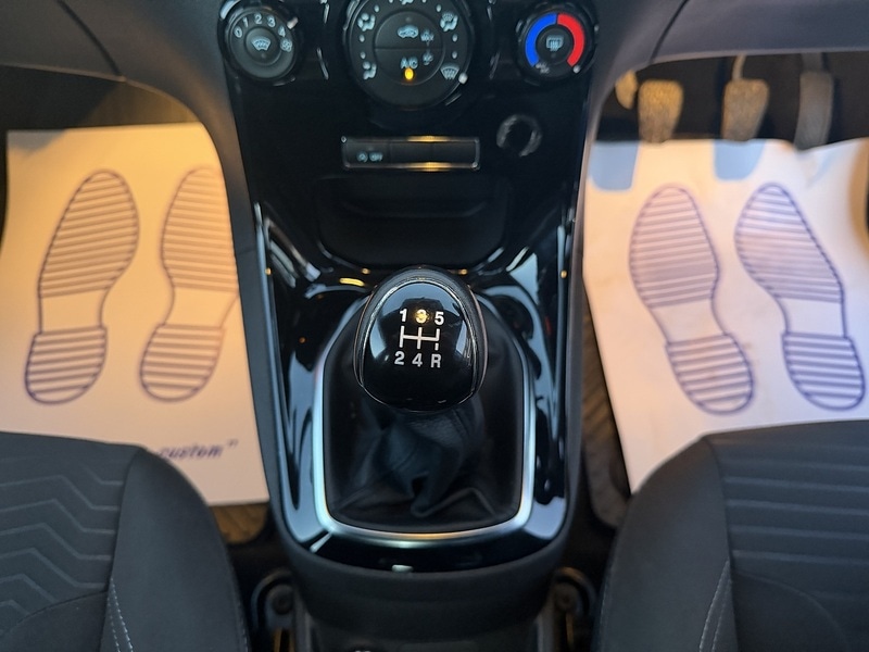 Used Ford Fiesta 2015 for sale - 77149259: Photo 28