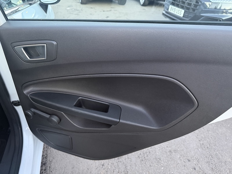 Used Ford Fiesta 2015 for sale - 77149259: Photo 37