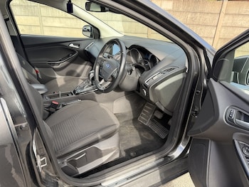 Used Ford Focus 2017 for sale - 78351728: Photo