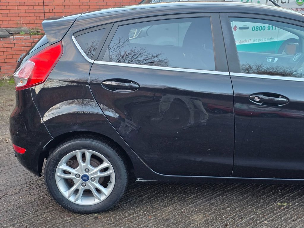 Used Ford Fiesta 2014 for sale - 76910182: Photo 9