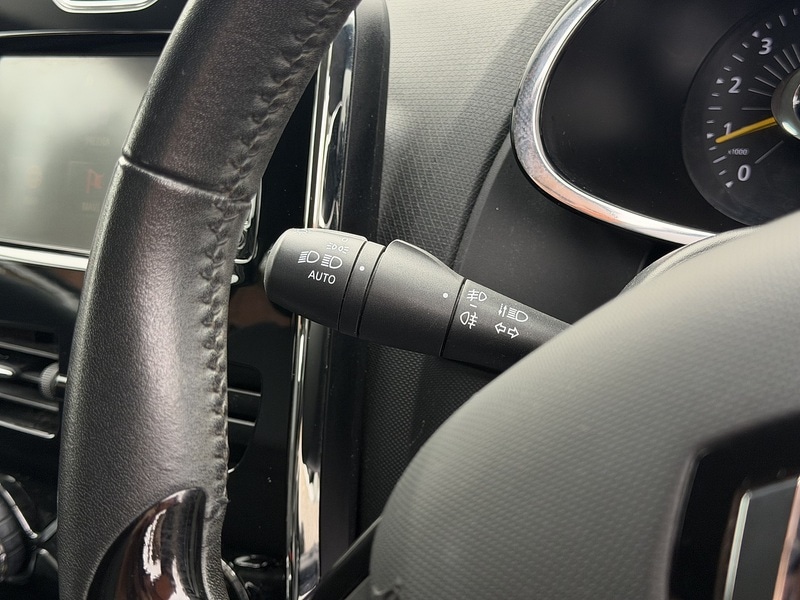 Used Renault Clio for sale - 77501070: Photo 48