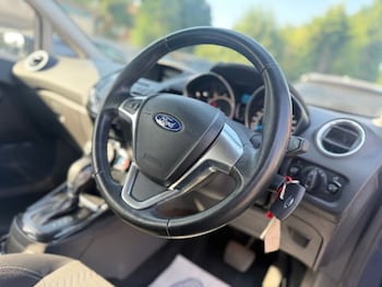Used Ford Fiesta 2015 for sale - 79013996: Photo