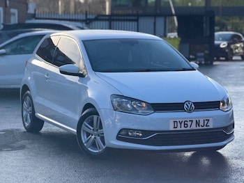 Used Volkswagen Polo 2017 for sale - 77010136: Photo