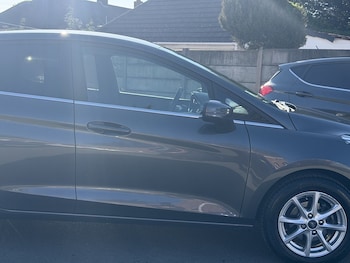 Used Ford Fiesta 2017 for sale - 78365249: Photo