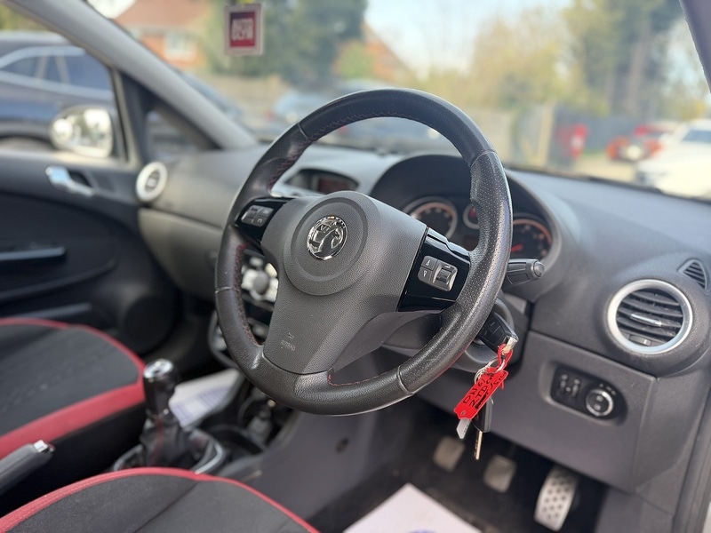 Used Vauxhall Corsa 2011 for sale - 78111425: Photo 3
