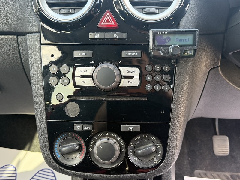 Used Vauxhall Corsa 2011 for sale - 78111425: Photo 37