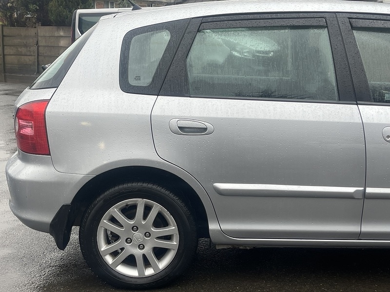 Used Honda Civic 2003 for sale - 77475639: Photo 9