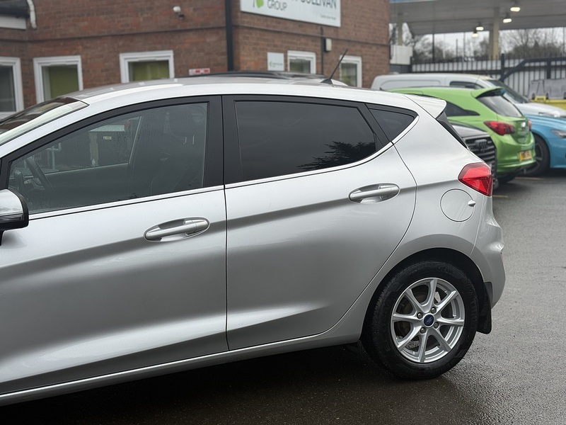 Used Ford Fiesta 2017 for sale - 77384830: Photo 13