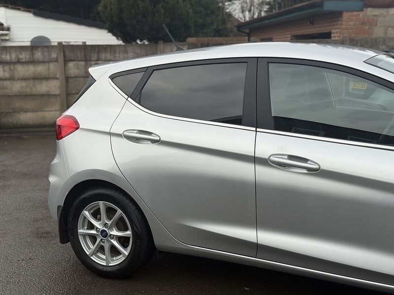 Used Ford Fiesta 2017 for sale - 77384830: Photo 17
