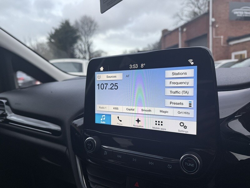 Used Ford Fiesta 2017 for sale - 77384830: Photo 28