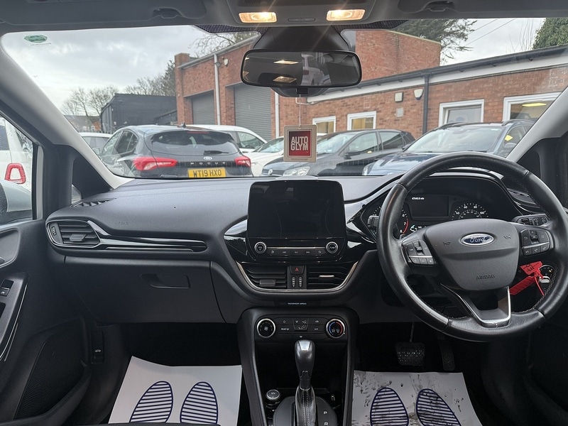 Used Ford Fiesta 2017 for sale - 77384830: Photo 8