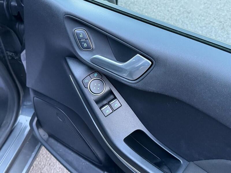 Used Ford Fiesta 2018 for sale - 77149412: Photo 45