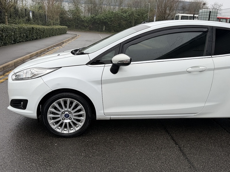 Used Ford Fiesta 2013 for sale - 77240711: Photo 12