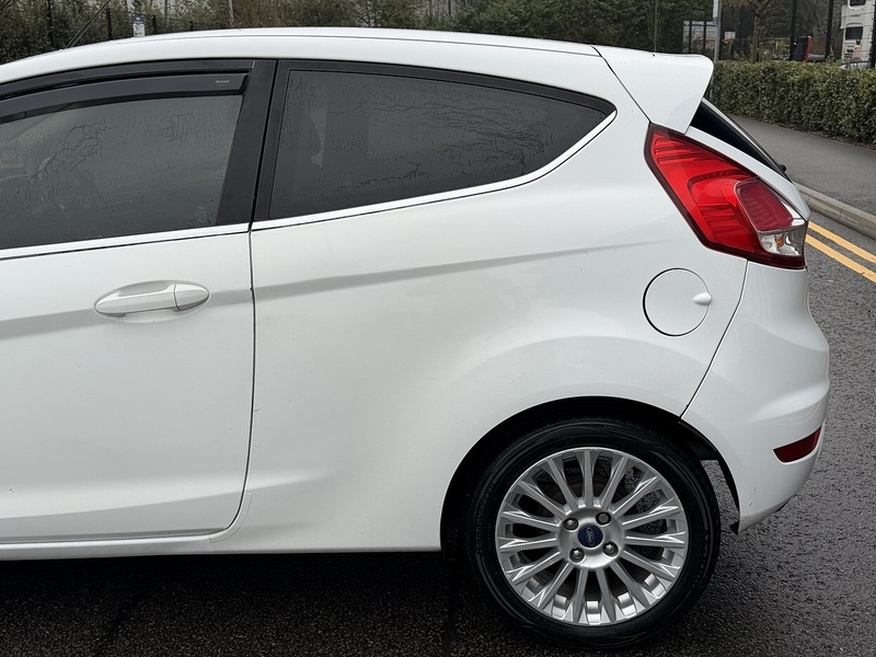 Used Ford Fiesta 2013 for sale - 77240711: Photo 13