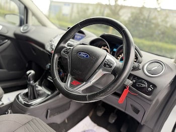 Used Ford Fiesta 2013 for sale - 77240711: Photo