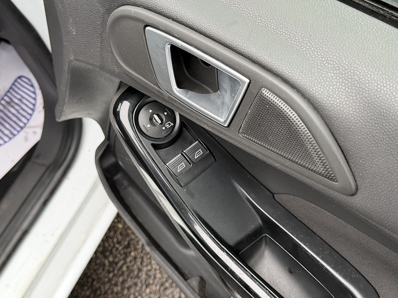 Used Ford Fiesta 2013 for sale - 77240711: Photo 43