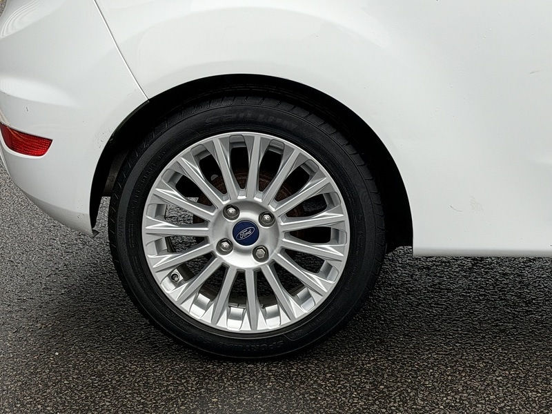 Used Ford Fiesta 2013 for sale - 77240711: Photo 45