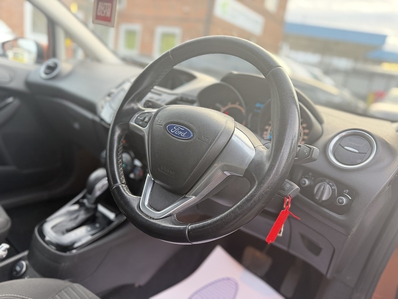 Used Ford Fiesta 2013 for sale - 77149356: Photo 3