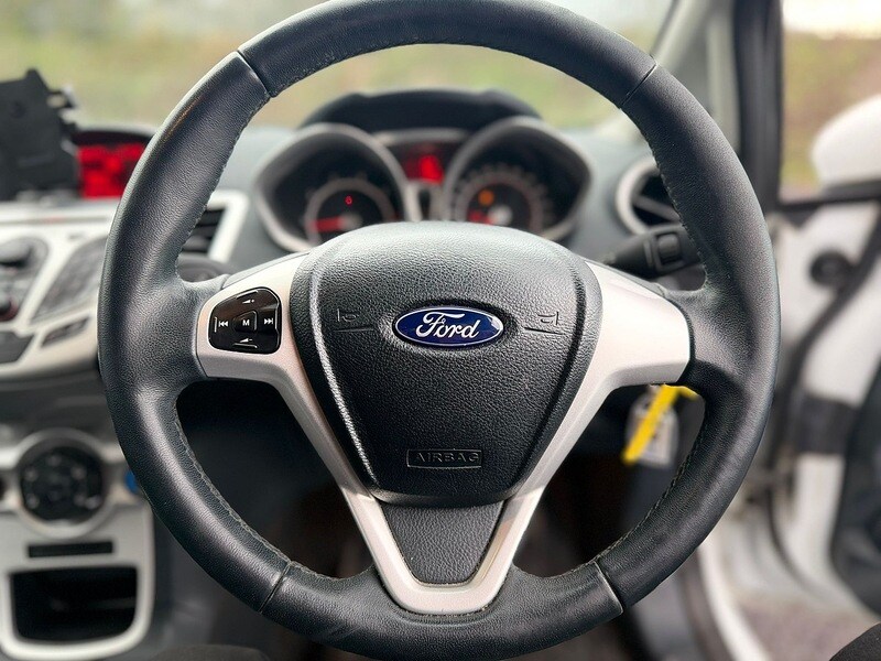 Used Ford Fiesta 2011 for sale - 77288719: Photo 19