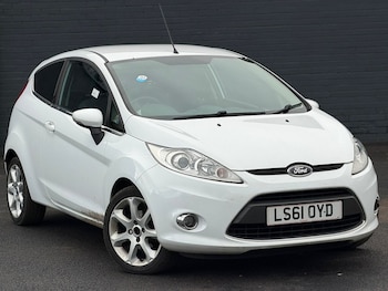 2011 - 1.25 Zetec Hatchback 3dr Petrol Manual (129 g/km, 81 bhp)