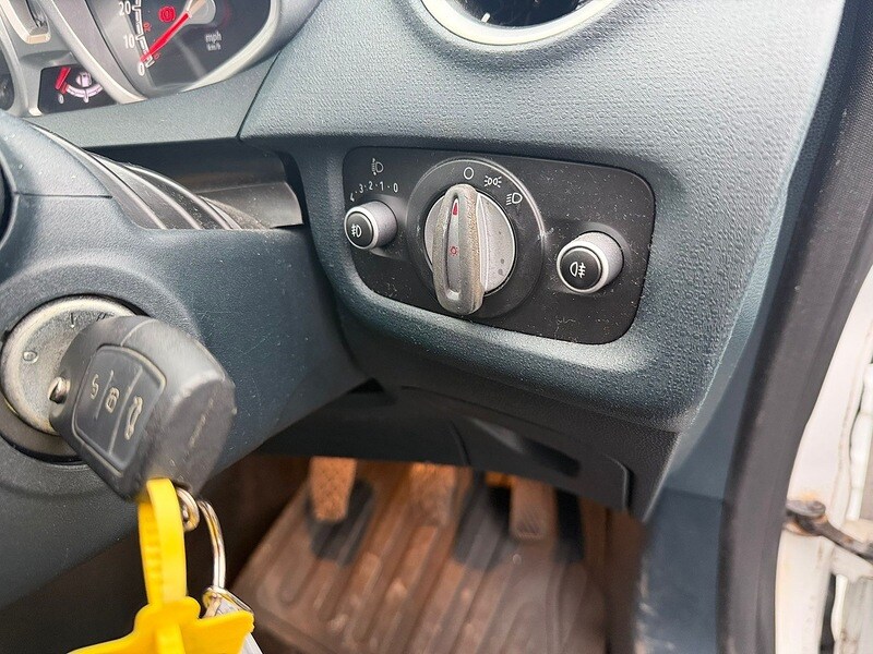 Used Ford Fiesta 2011 for sale - 77288719: Photo 25