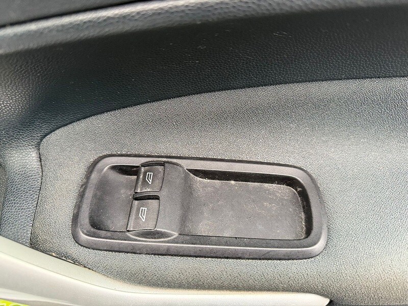 Used Ford Fiesta 2011 for sale - 77288719: Photo 26