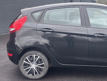 Used Ford Fiesta 2011 for sale - 77260844: Photo