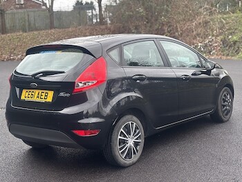 Used Ford Fiesta 2011 for sale - 77260844: Photo