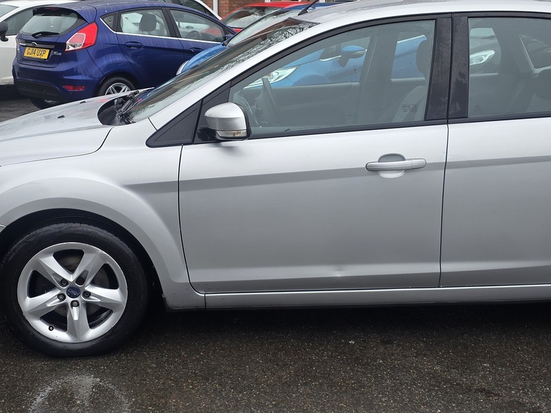 Used Ford Focus 2010 for sale - 77245069: Photo 17