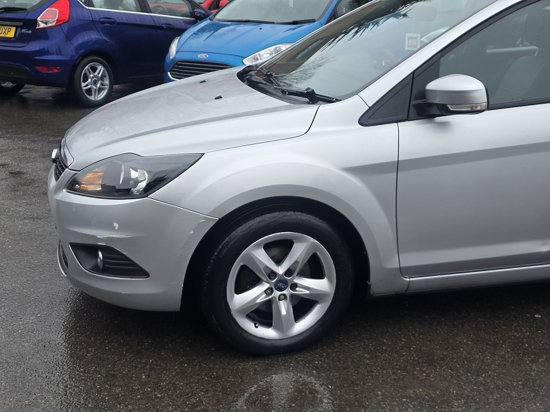 Used Ford Focus 2010 for sale - 77245069: Photo 18