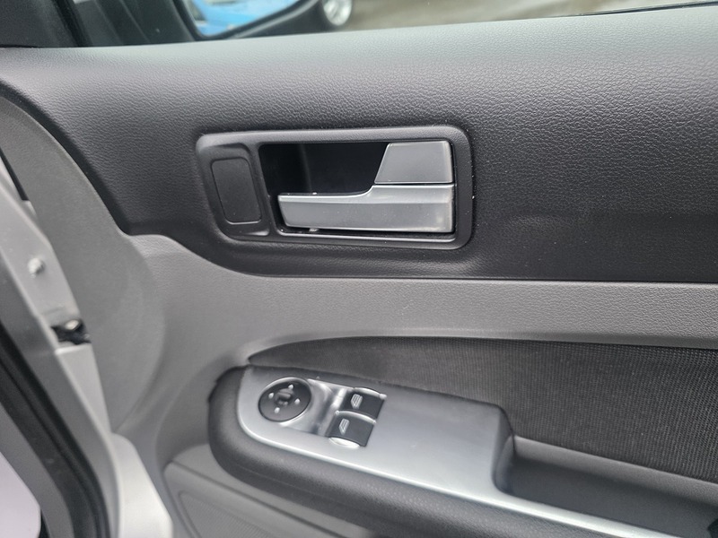 Used Ford Focus 2010 for sale - 77245069: Photo 23