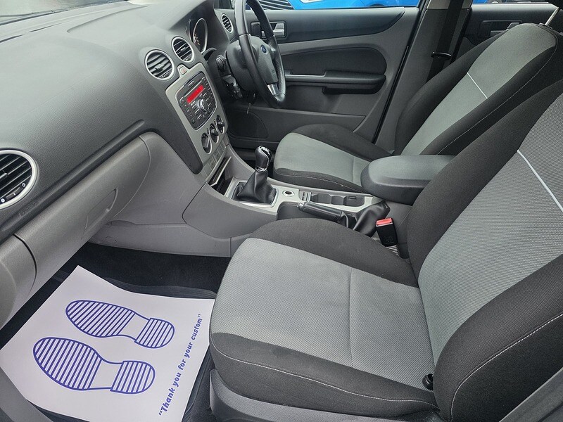 Used Ford Focus 2010 for sale - 77245069: Photo 34