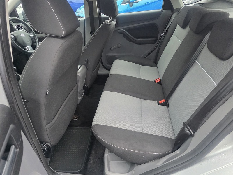 Used Ford Focus 2010 for sale - 77245069: Photo 39