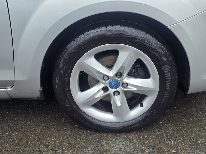 Used Ford Focus 2010 for sale - 77245069: Photo 44