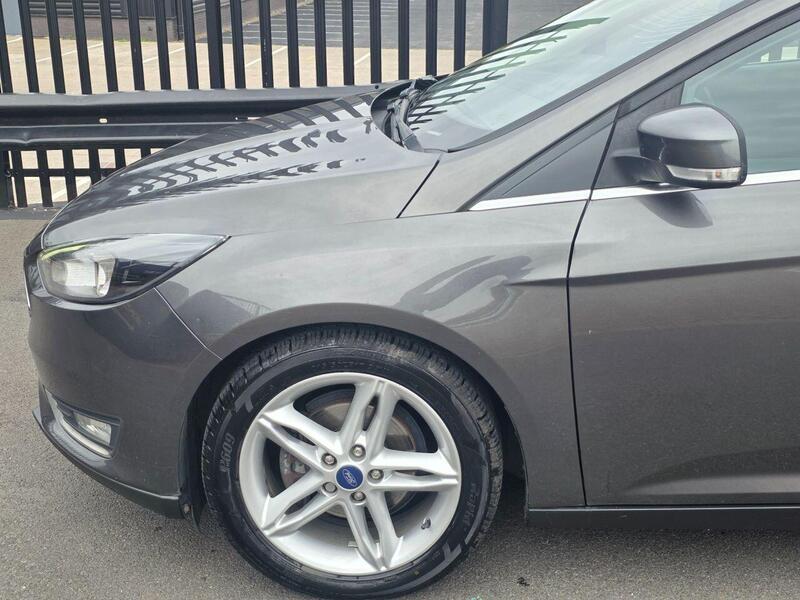 Used Ford Focus for sale - 77902435: Photo 23