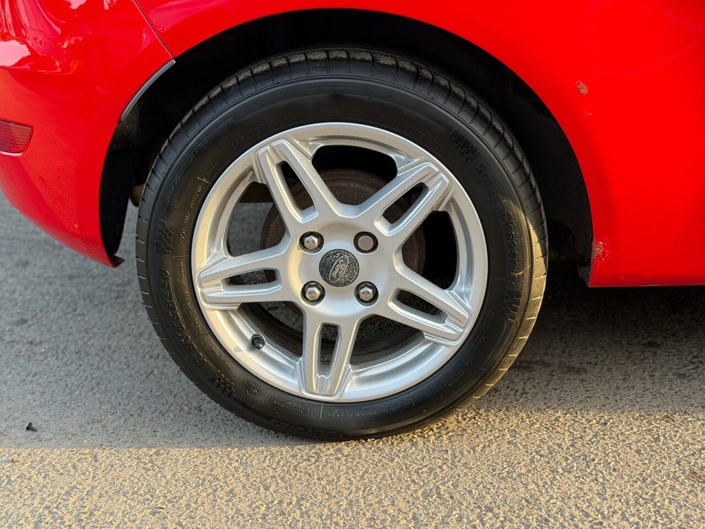 Used Ford Fiesta 2013 for sale - 76642552: Photo 8