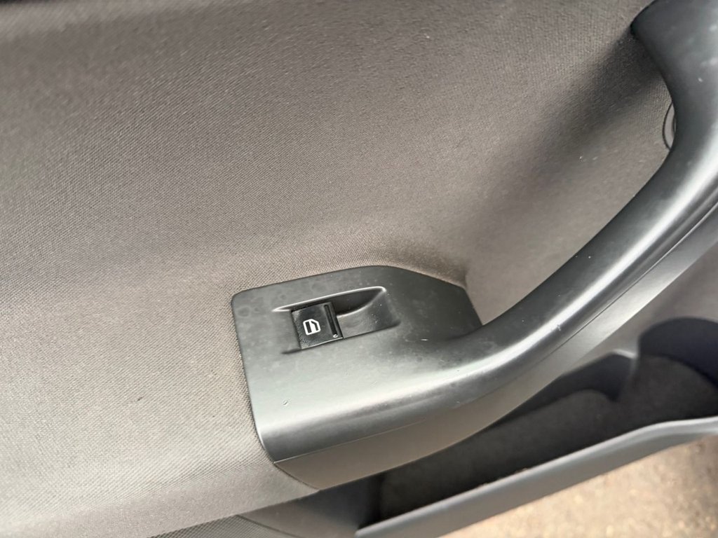 Used Volkswagen Golf Plus 2011 for sale - 76711451: Photo 20