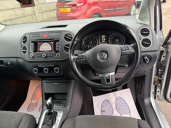 Used Volkswagen Golf Plus 2011 for sale - 76711451: Photo