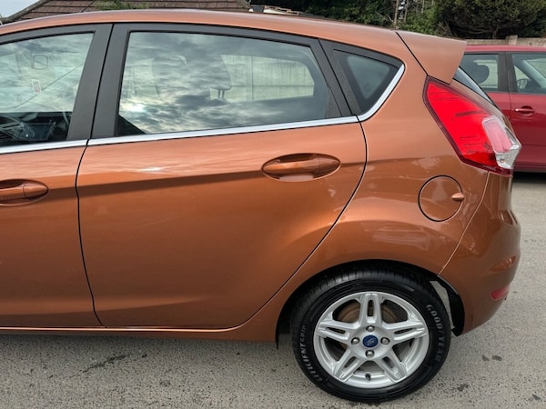 Used Ford Fiesta 2014 for sale - 76256334: Photo 12