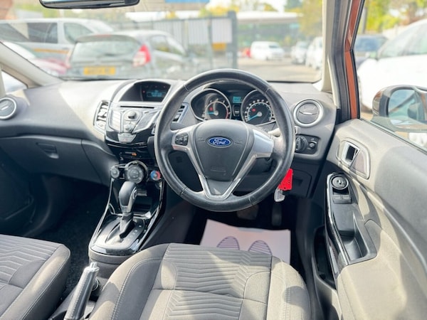 Used Ford Fiesta 2014 for sale - 76256334: Photo 24