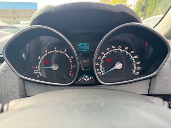 Used Ford Fiesta 2014 for sale - 76256334: Photo 27