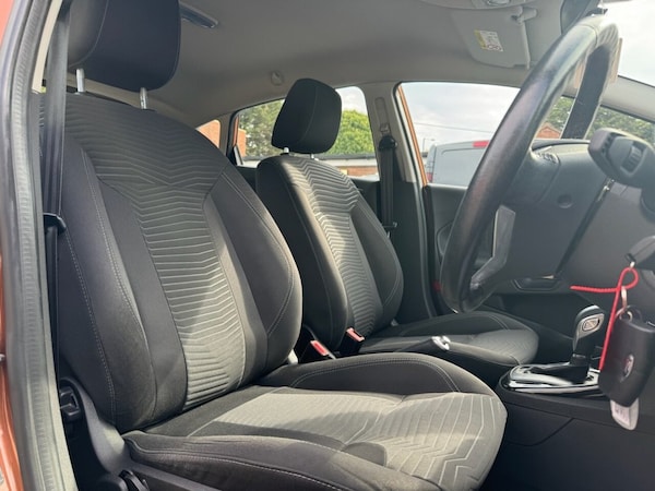 Used Ford Fiesta 2014 for sale - 76256334: Photo 34